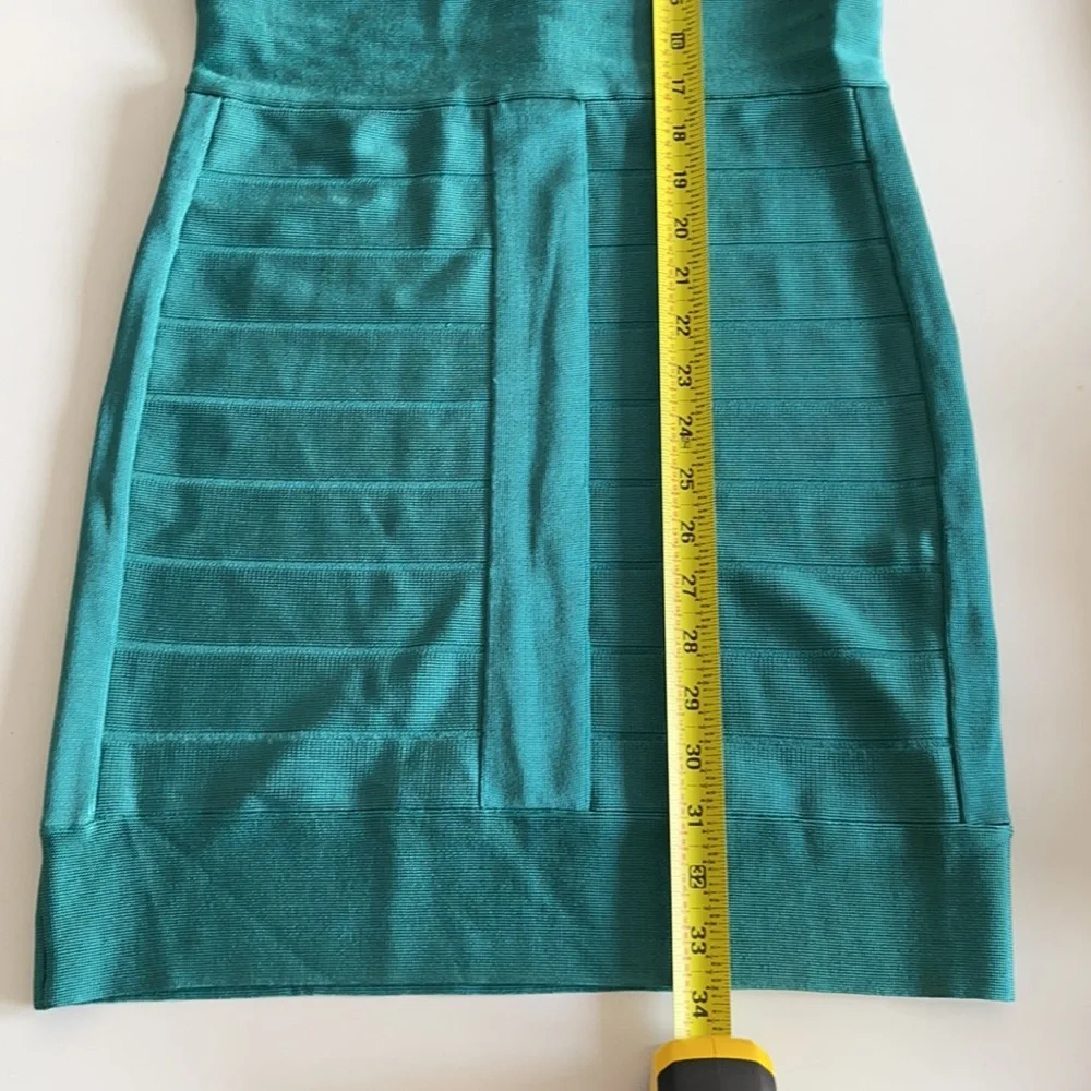 Dress - Picture 4 of 8